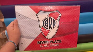 CARPETA CARTONE N5 RIVER